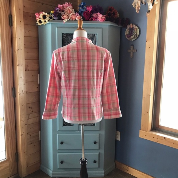 DRESS BARN Stylish Plaid Blazer. So Beautiful - Picture 4 of 5